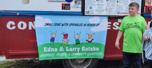 Larry & Edna ice truck